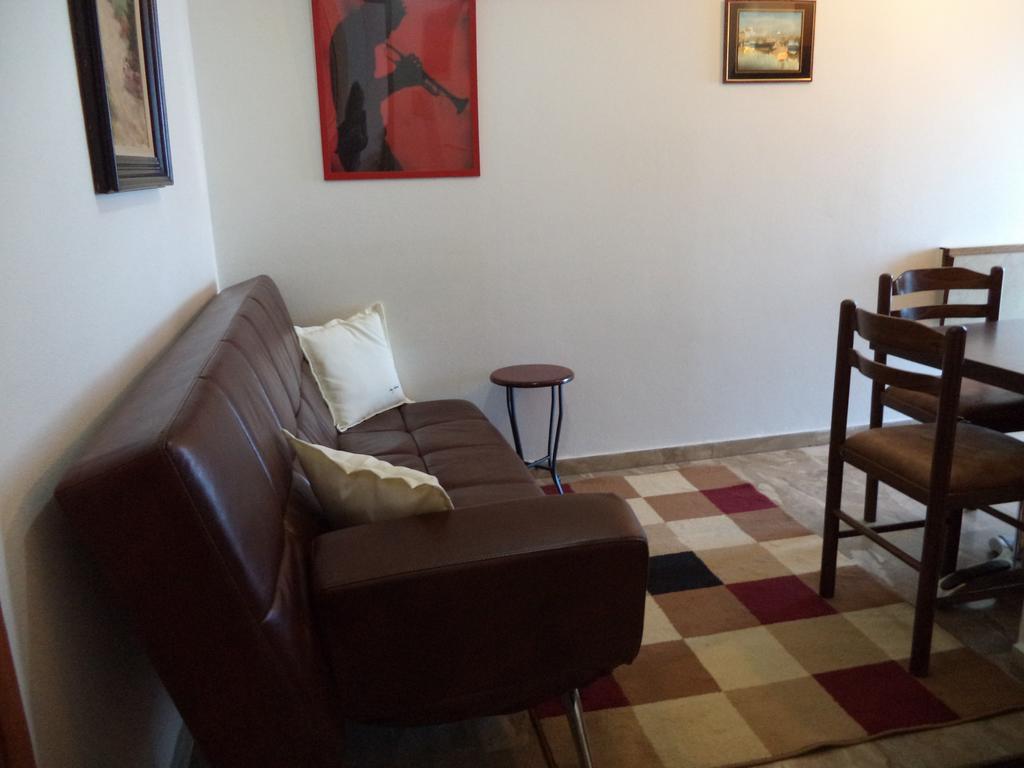 Antonios Rooms Akráta Eksteriør bilde