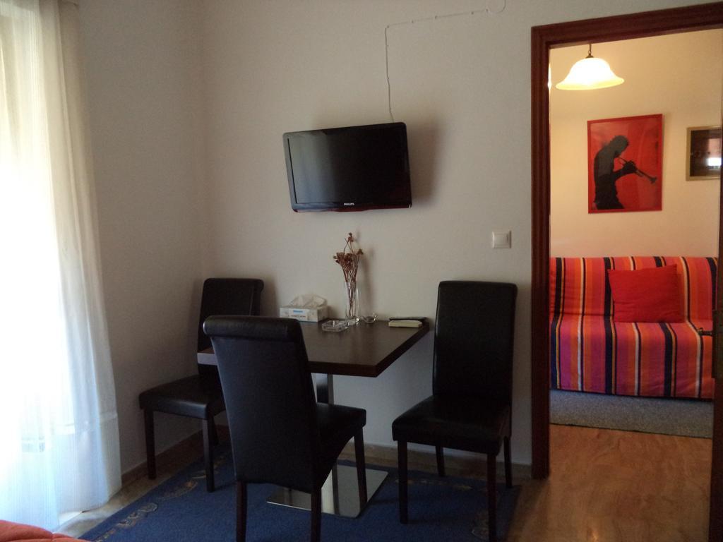 Antonios Rooms Akráta Eksteriør bilde