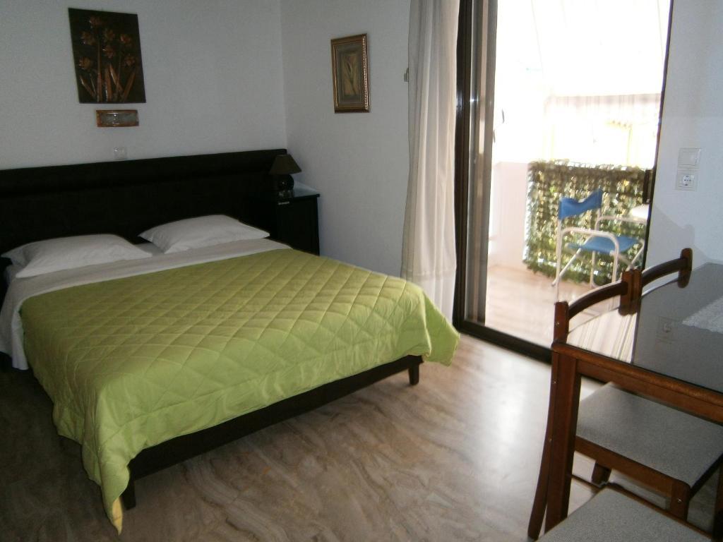 Antonios Rooms Akráta Rom bilde